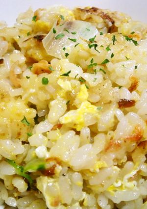 香り良し♪アミエビとレタスの炒飯-レシピのメイン写真