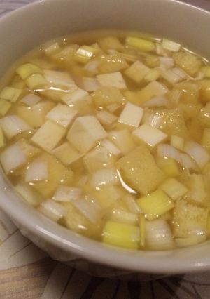 ♡コロコロ豆腐と油揚げの味噌汁♡-レシピのメイン写真