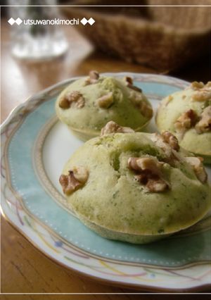 ほうれん草とくるみのカップケーキ-レシピのメイン写真