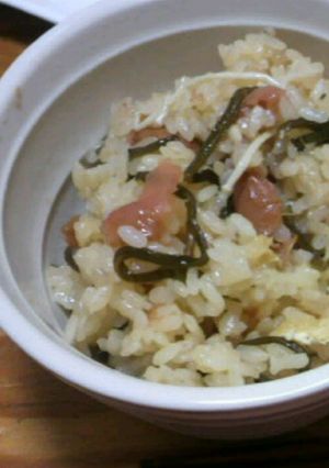 梅炊き込みご飯-レシピのメイン写真