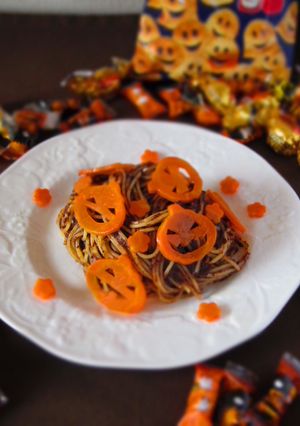ハロウィン☆ひじきとオリーブの黒パスタ-レシピのメイン写真