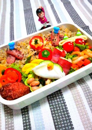 お弁当にｷｬﾍﾞﾂ&ﾁｰｽﾞﾍﾞｰｺﾝ巻-レシピのメイン写真
