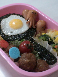 ミニフライパン弁当 キャラ弁-レシピのメイン写真