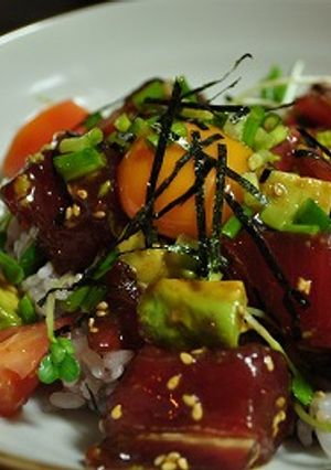マグロとアボカドのユッケ丼-レシピのメイン写真