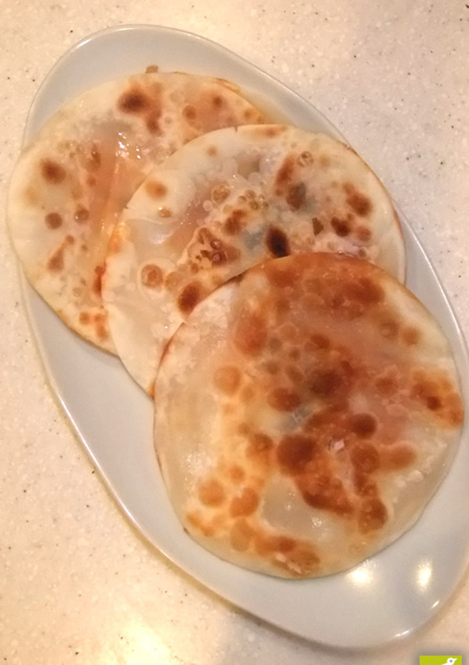 餃子の皮利用☆ちょこっとピザ☆-レシピのメイン写真