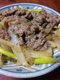 牛肉と新玉ねぎのオイスター炒め-レシピのメイン写真