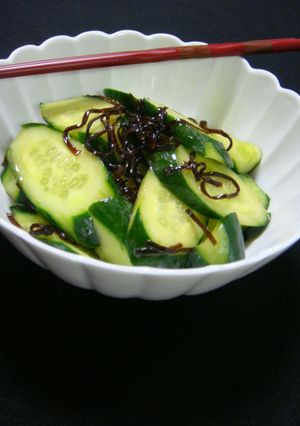 きゅうりの和え物～胡麻油と昆布茶で旨い～-レシピのメイン写真
