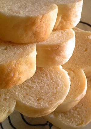 喜ばれたよ☆フワフヮ〜魅惑な手捏食パン-レシピのメイン写真
