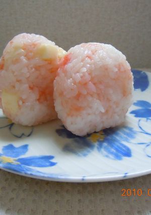 チーズと明太子のおにぎり-レシピのメイン写真
