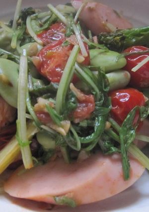 魚肉ソーセージと野菜のにんにく味の炒め物-レシピのメイン写真