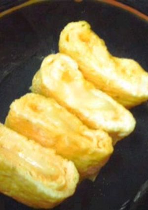卵焼き器で♪お弁当用チーズオムレツ-レシピのメイン写真
