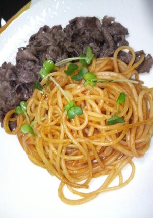 牛肉とケチャップ炒めのパスタ-レシピのメイン写真