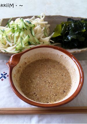 そうめんに♪ほんのり甘いゴマ味噌のつけ汁-レシピのメイン写真