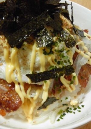 簡単!!早旨☆新玉ねぎ絶品↑豚マヨ丼-レシピのメイン写真
