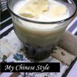 小豆入りアイスミルクティー(虹豆冰奶茶)