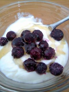 ブルーベリーはちみつヨーグルト-レシピのメイン写真