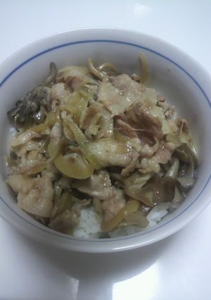 料理のための清酒を使った舞茸入り豚丼-レシピのメイン写真