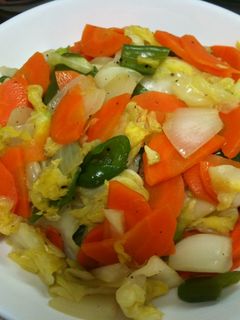 ささっと簡単◆たっぷりキャベツの野菜炒め-レシピのメイン写真