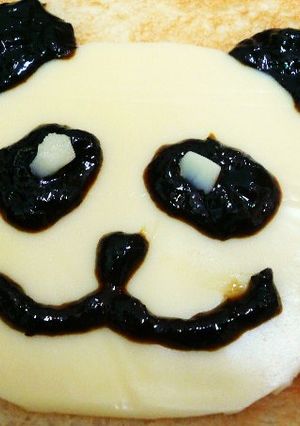 トーストに、パンダを描いてみた。-レシピのメイン写真