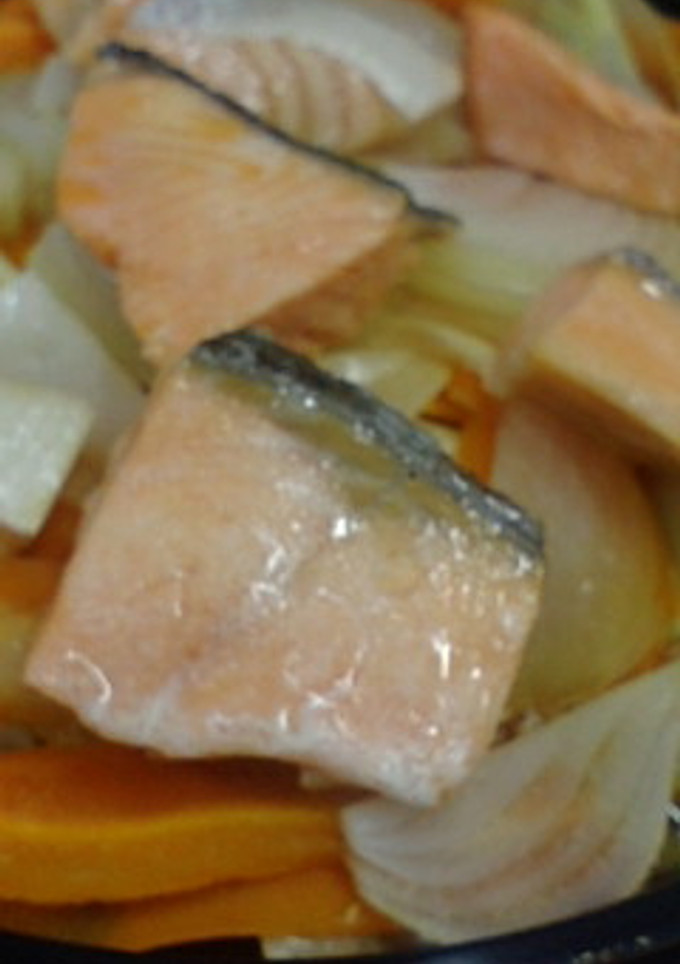 鮭と旬の野菜で蒸し焼き-レシピのメイン写真