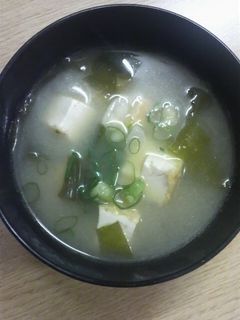 ☆残り物の厚揚げでお味噌汁☆-レシピのメイン写真