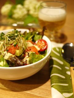 スモークサーモンとアボカドのサラダ丼-レシピのメイン写真