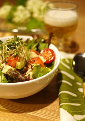 スモークサーモンとアボカドのサラダ丼-レシピのメイン写真
