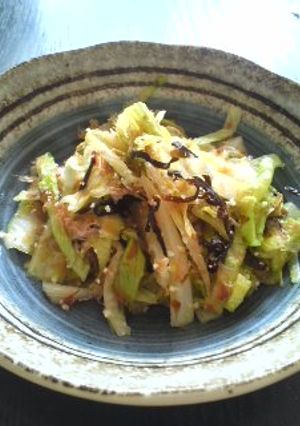 30秒！レタスの塩昆布とおかか和え-レシピのメイン写真