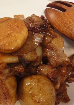 こっくり新じゃがと豚肉の甜麺醤煮-レシピのメイン写真