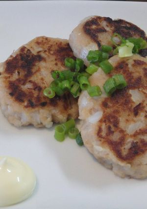 お弁当・おつまみに☆ツナハンバーグ-レシピのメイン写真