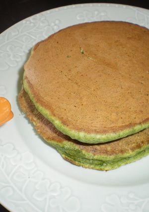 緑鮮やか！「ほうれん草のホットケーキ」♪-レシピのメイン写真