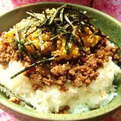 รูปของ ウチの「そぼろ丼」
