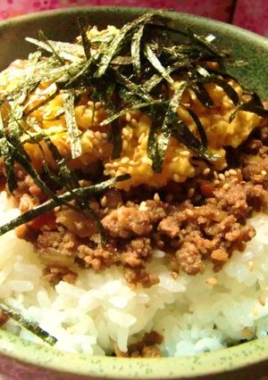 ウチの「そぼろ丼」-レシピのメイン写真