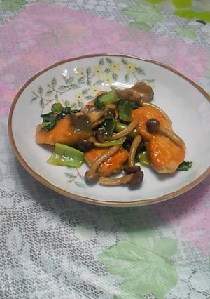 鮭とチンゲン菜のオイスターソース炒め-レシピのメイン写真