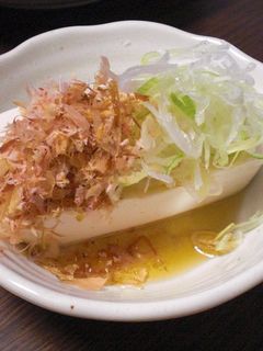 ねぎたっぷりが美味しい☆塩で食べる冷奴-レシピのメイン写真