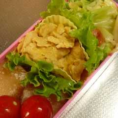 รูปของ お弁当に入れる　簡単卵焼きレンジ技