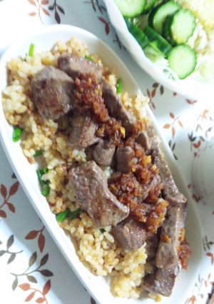 食べるラー油を使って☆簡単☆牛ヒレ炒飯♪-レシピのメイン写真