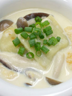 マウルタッシェンのやさしい豆乳スープ-レシピのメイン写真