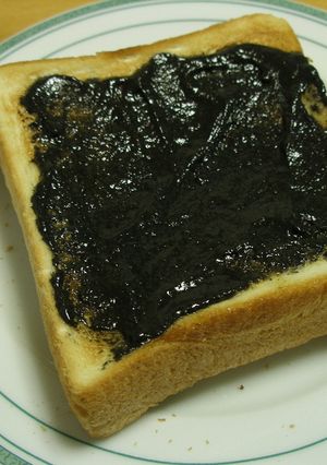 黒ゴマ・蜂蜜トースト-レシピのメイン写真
