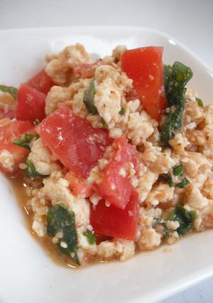 トマトと豆腐のゴマ酢味噌あえ-レシピのメイン写真