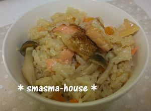 絶品☆鮭はらすの炊き込みご飯・釜めし風♪-レシピのメイン写真