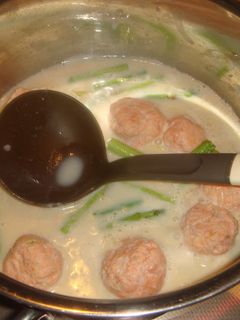 鮭だんごの豆乳煮-レシピのメイン写真