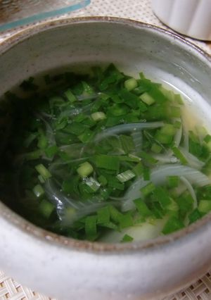 ニラたっぷりスープ♪-レシピのメイン写真