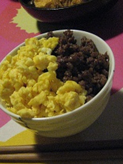 大人も子供も大好き★鶏そぼろ丼★-レシピのメイン写真