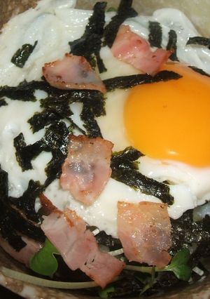 目玉焼き丼-レシピのメイン写真