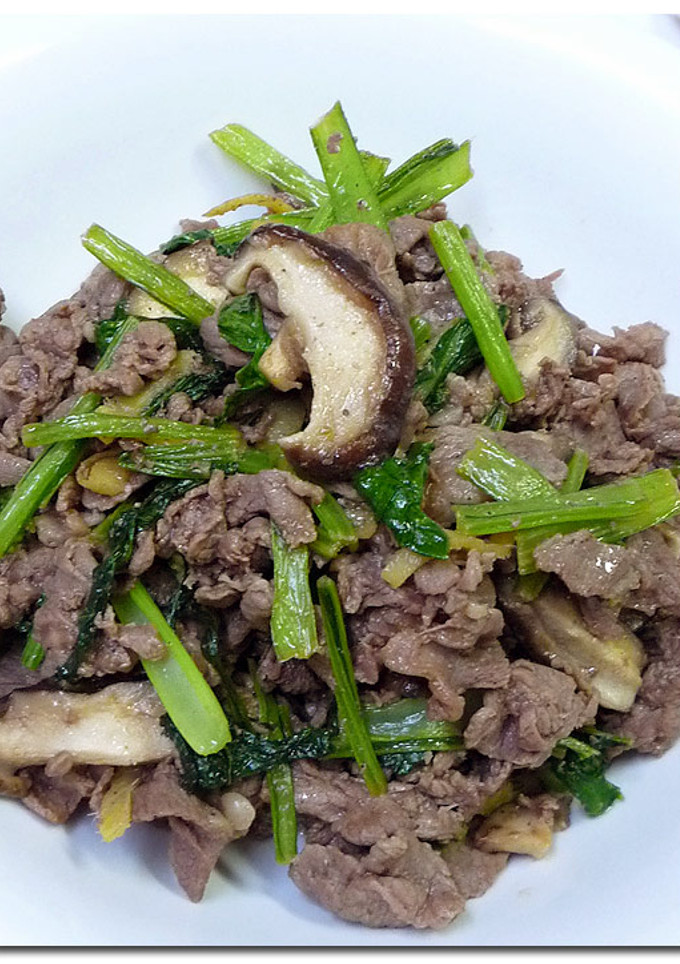 小松菜牛の ♪ 生姜塩 ♪ 炒め-レシピのメイン写真