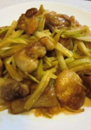 ＊ご飯が進む♪セロリと鶏もも肉の炒め煮＊-レシピのメイン写真