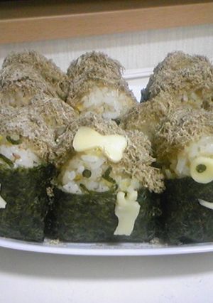 もじゃ男ともじゃ子の大群？！（おにぎり）-レシピのメイン写真