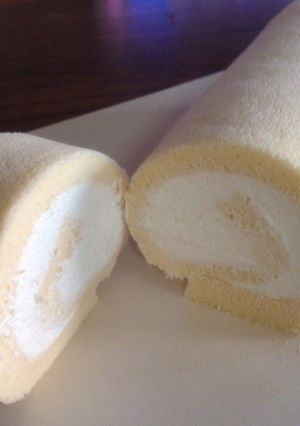 ふんわりロールケーキ-レシピのメイン写真