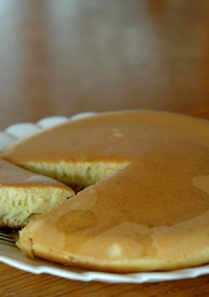 簡単でふんわり感☆ホットケーキ-レシピのメイン写真